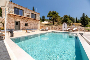 Misovounous Natural Park Villa by 